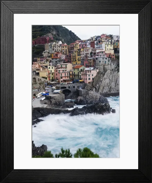 Framed Print : Clifftop village of Manarola, Cinque Terre, UNESCO World Heritage Site Framed Print : Clifftop village of Manarola, Cinque Terre, UNESCO World Heritage Site