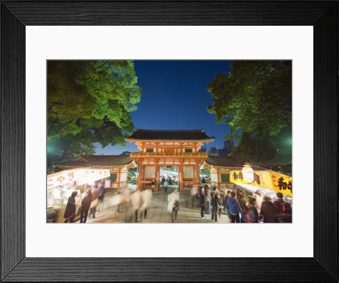 Framed Print : Night market at Yasaka jinja shrine, Kyoto, Japan, Asia Framed Print : Night market at Yasaka jinja shrine, Kyoto, Japan, Asia