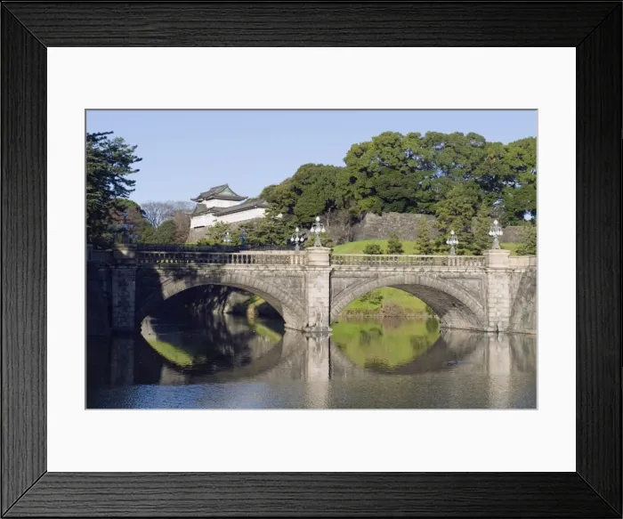 Framed Print : Niju Bashi bridge reflecting in moat, Imperial Palace, Tokyo, Japan, Asia Framed Print : Niju Bashi bridge reflecting in moat, Imperial Palace, Tokyo, Japan, Asia