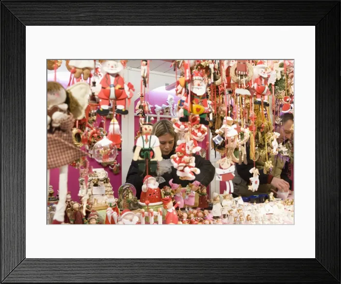 Framed Print : Vendors at Christmas decorations stall, Christkindlmarkt (Christmas Market) at Rathausplatz Framed Print : Vendors at Christmas decorations stall, Christkindlmarkt (Christmas Market) at Rathausplatz
