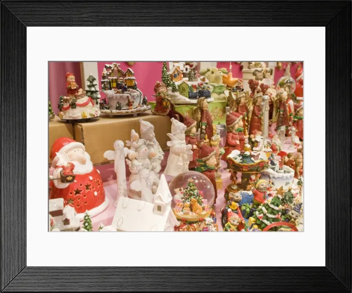 Framed Print : Christmas decorations stall, Christkindlmarkt (Christmas Market) at Rathausplatz Framed Print : Christmas decorations stall, Christkindlmarkt (Christmas Market) at Rathausplatz