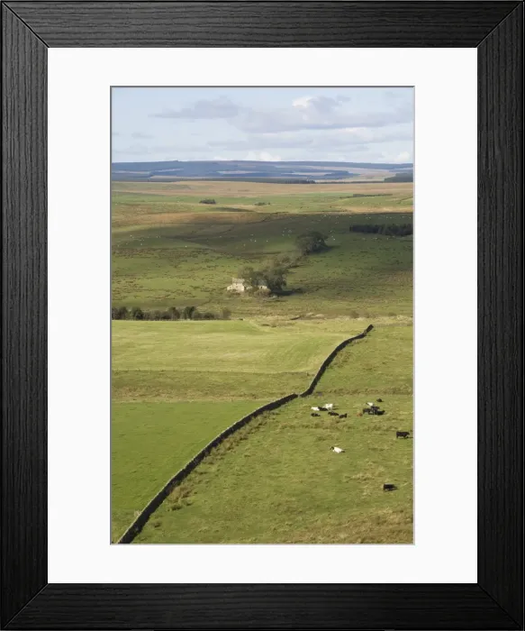 Framed Print : A view north from Crag Lough Heights to a Northumbrian farmstead, Hadrians Wall Framed Print : A view north from Crag Lough Heights to a Northumbrian farmstead, Hadrians Wall