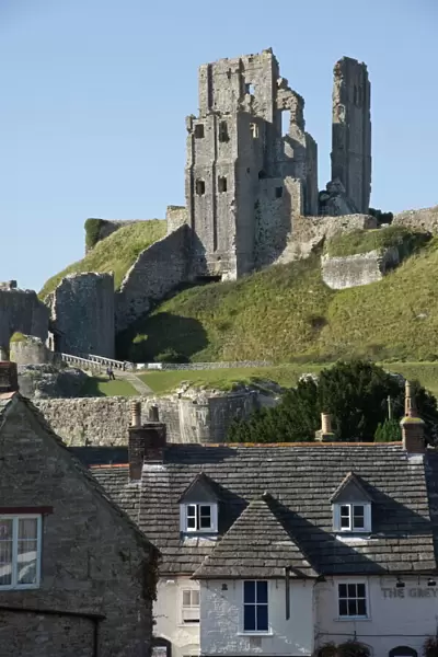 Corfe Castle, built under the instructions of William the Conquerer, Dorset