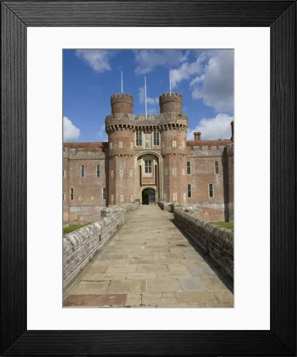Framed Print : Causeway to main entrance of the 15th century Herstmonceux Castle, East Sussex Framed Print : Causeway to main entrance of the 15th century Herstmonceux Castle, East Sussex