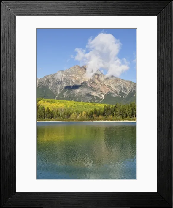 Framed Print : Pyramid Lake and Pyramid Mountain, Jasper National Park, UNESCO World Heritage Site Framed Print : Pyramid Lake and Pyramid Mountain, Jasper National Park, UNESCO World Heritage Site