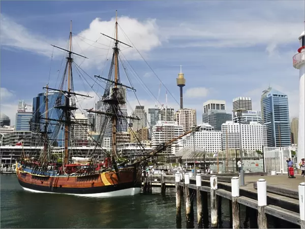 Replica of Captain Cooks Endeavour, National Maritime Museum, Darling Harbour