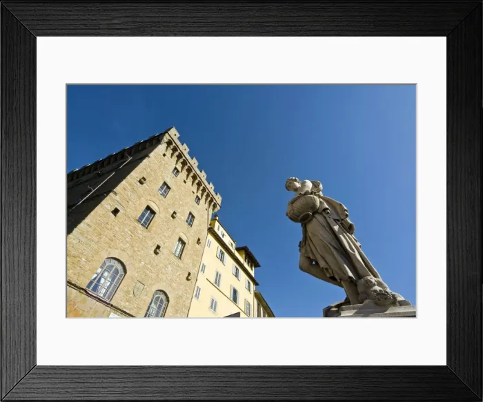 Framed Print : Statues of Spring, Ponte Santa Trinita, Florence, UNESCO World Heritage Site Framed Print : Statues of Spring, Ponte Santa Trinita, Florence, UNESCO World Heritage Site