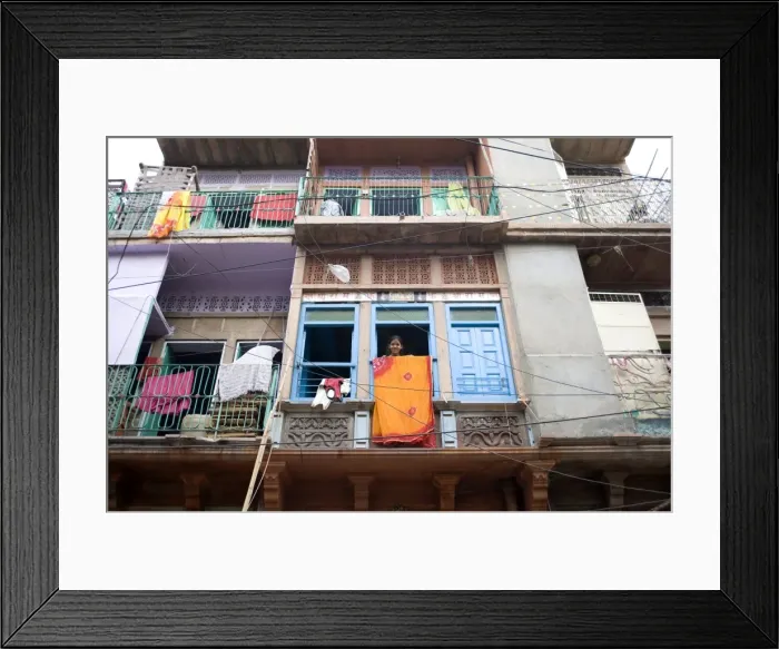 Framed Print : Girl at window with sari drying, Jodhpur, Rajasthan, India, Asia Framed Print : Girl at window with sari drying, Jodhpur, Rajasthan, India, Asia