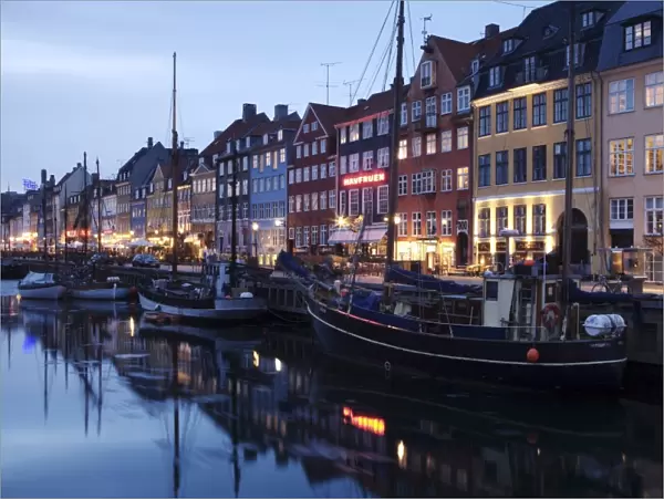 Harbour in winter at dusk, Copenhagen, Denmark, Scandinavia, Europe