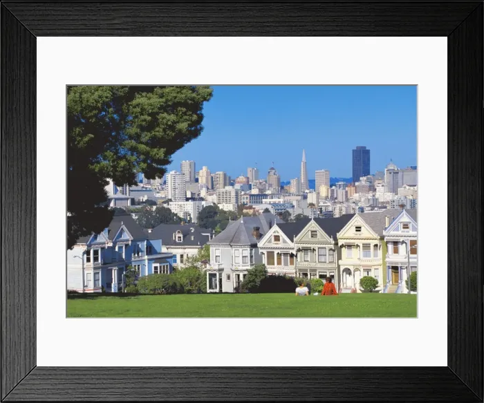 Framed Print : Alamo Square, with city skyline in background, San Francisco, California Framed Print : Alamo Square, with city skyline in background, San Francisco, California