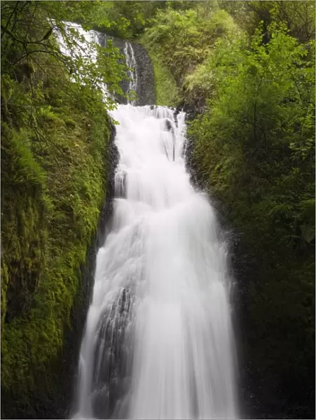 Bridal Veil Falls State Park in the Columbia River Gorge, Greater Portland Region