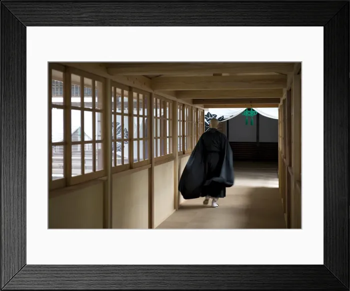Framed Print : Monk inside Eiheiji Temple, headquarters of the Soto sect of Zen Buddhism, Fukui, Japan Framed Print : Monk inside Eiheiji Temple, headquarters of the Soto sect of Zen Buddhism, Fukui, Japan