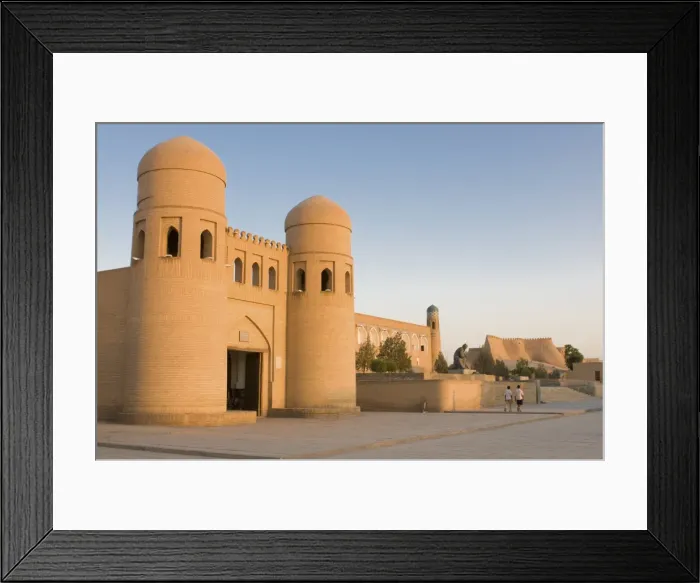 Framed Print : Strong walls of Ichon-Qala (Itchan Kala) Fortress, UNESCO World Heritage Site Framed Print : Strong walls of Ichon-Qala (Itchan Kala) Fortress, UNESCO World Heritage Site