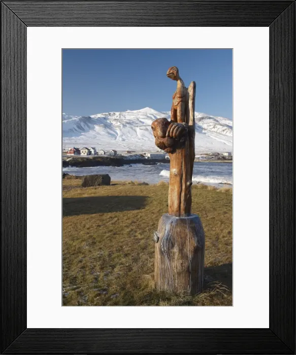 Framed Print : Wooden sculpture (trolls) at Bakkagerdi, Borgarfjordur Eystri, East Fjords area