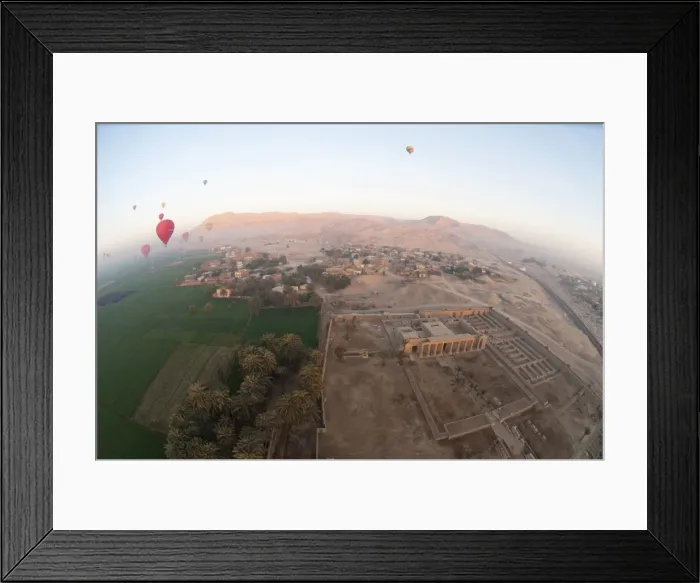Framed Print : Balloons near Valley of the Kings, Luxor, Egypt, Africa Framed Print : Balloons near Valley of the Kings, Luxor, Egypt, Africa