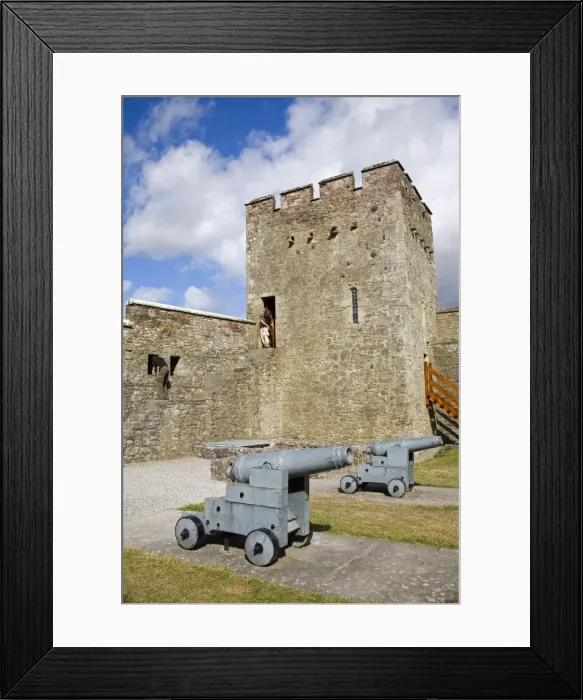 Framed Print : Cahir Castle, Cahir Town, County Tipperary, Munster, Republic of Ireland, Europe Framed Print : Cahir Castle, Cahir Town, County Tipperary, Munster, Republic of Ireland, Europe