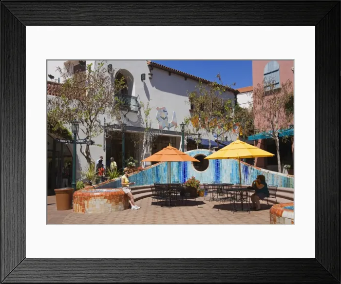 Framed Print : Paseo Nuevo Shopping Mall, Santa Barbara, California, United States of America Framed Print : Paseo Nuevo Shopping Mall, Santa Barbara, California, United States of America