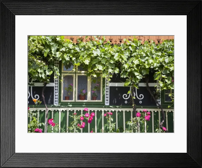 Framed Print : Sat Baiesti, Cornu Luncii, Bucovina, Romania, Europe Framed Print : Sat Baiesti, Cornu Luncii, Bucovina, Romania, Europe