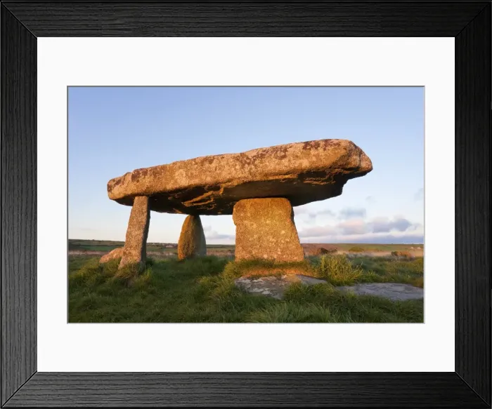Framed Print : Lanyon Quoit burial chamber, Madron, near Penzance, Lands End, Cornwall Framed Print : Lanyon Quoit burial chamber, Madron, near Penzance, Lands End, Cornwall