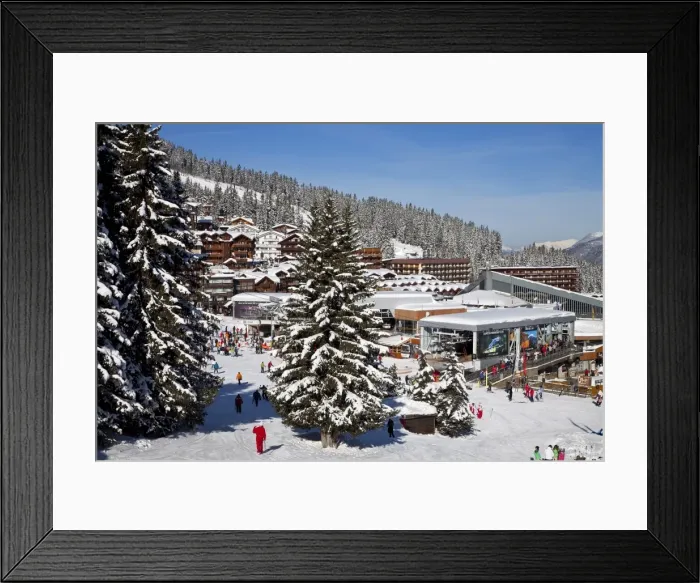 Framed Print : Courchevel 1850 ski resort in the Three Valleys (Les Trois Vallees), Savoie Framed Print : Courchevel 1850 ski resort in the Three Valleys (Les Trois Vallees), Savoie