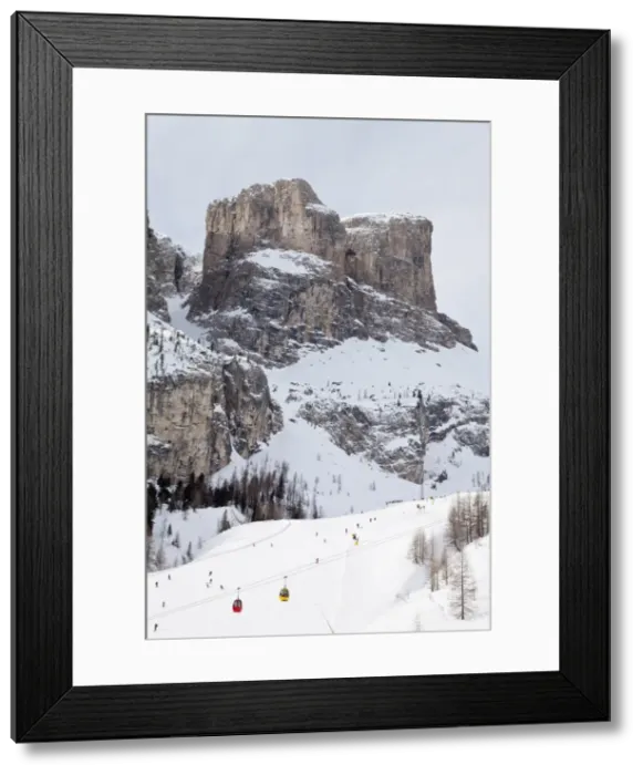 Framed Print : Val di Gardena, Trentino-Alto Adige, Dolomites, South Tirol (South Tyrol), Italy, Europe Framed Print : Val di Gardena, Trentino-Alto Adige, Dolomites, South Tirol (South Tyrol), Italy, Europe