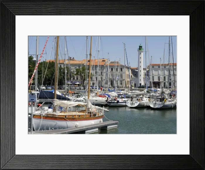 Framed Print : General view of the Yatch basin and lighthouse, La Rochelle, Charente-Maritime Framed Print : General view of the Yatch basin and lighthouse, La Rochelle, Charente-Maritime