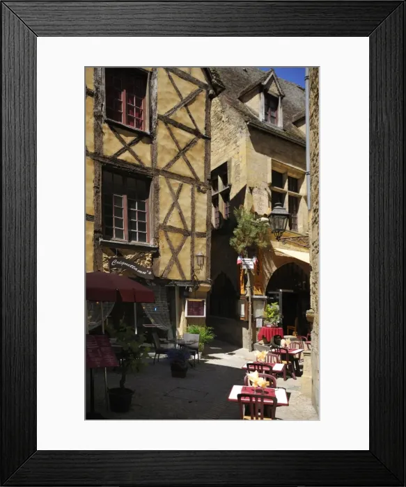Framed Print : Medieval house in the old town, Sarlat, Dordogne, France. Europe