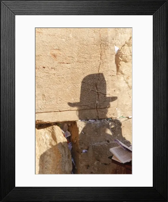 Framed Print : Worshipper at the Western Wall, Jerusalem, Israel, Middle East Framed Print : Worshipper at the Western Wall, Jerusalem, Israel, Middle East