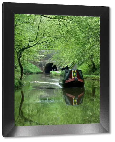 Narrow boat cruising the Llangollen Canal, England, United Kingdom, Europe