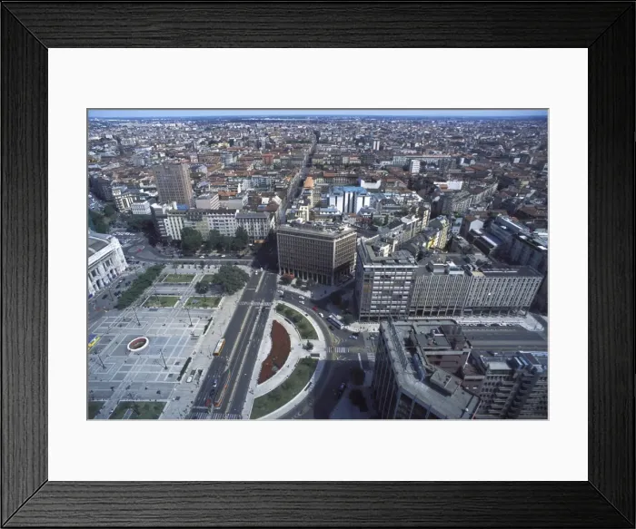 Framed Print : Elevated view over Duca D Aosta Square, Milan, Lombardy, Italy, Europe Framed Print : Elevated view over Duca D Aosta Square, Milan, Lombardy, Italy, Europe