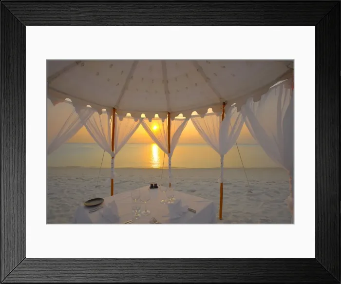 Framed Print : Dinner at the beach, Maldives, Indian Ocean, Asia Framed Print : Dinner at the beach, Maldives, Indian Ocean, Asia