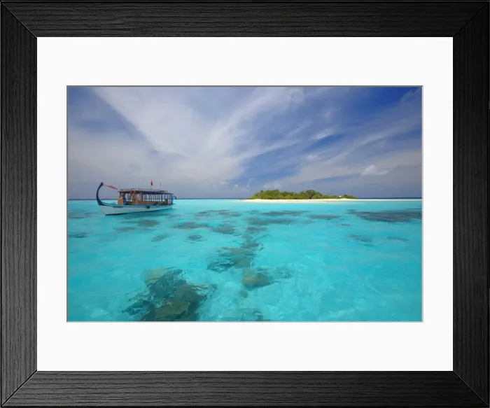Framed Print : Dhoni and deserted island, Maldives, Indian Ocean, Asia Framed Print : Dhoni and deserted island, Maldives, Indian Ocean, Asia