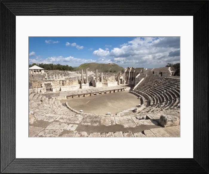 Framed Print : Ruins of Decapolis city of Scythopolis, Bet She an National Park, Israel, Middle East Framed Print : Ruins of Decapolis city of Scythopolis, Bet She an National Park, Israel, Middle East