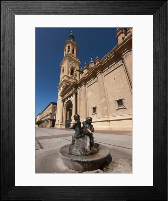 Framed Print : Basilica de Nuestra Senora del Pilar dominates the expanse of the Plaza del Pilar in the centre of Zaragoza Framed Print : Basilica de Nuestra Senora del Pilar dominates the expanse of the Plaza del Pilar in the centre of Zaragoza
