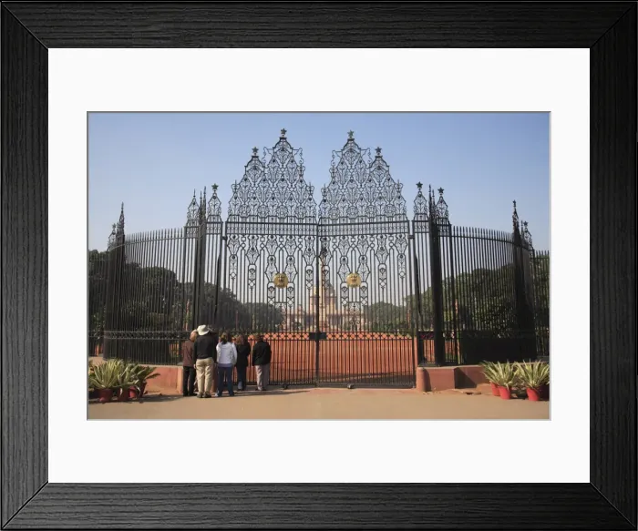 Framed Print : Ornate iron gates of Rashtrapati Bhavan, Presidential Palace, New Delhi, India, Asia
Framed Print : Ornate iron gates of Rashtrapati Bhavan, Presidential Palace, New Delhi, India, Asia