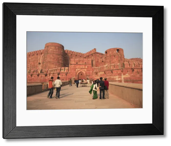 Framed Print : Entrance to Agra Fort, UNESCO World Heritage Site, Agra, Uttar Pradesh state, India, Asia Framed Print : Entrance to Agra Fort, UNESCO World Heritage Site, Agra, Uttar Pradesh state, India, Asia