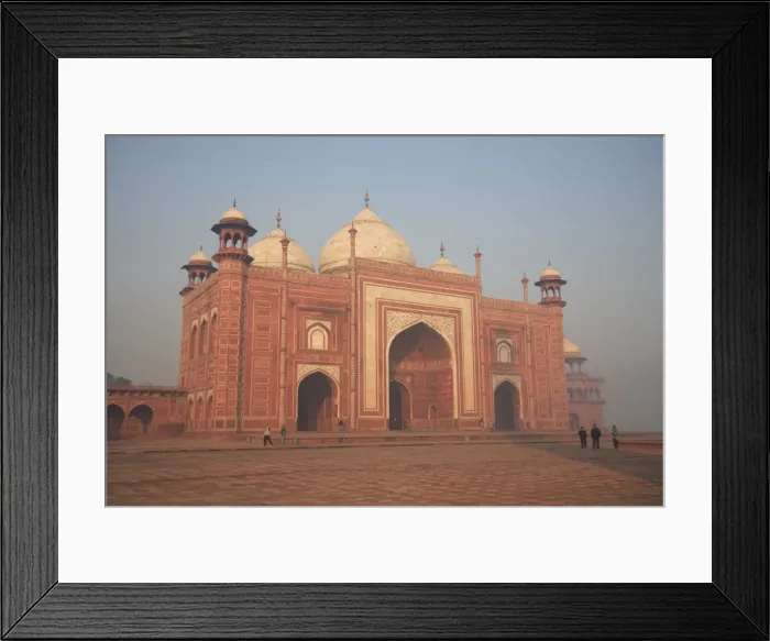 Framed Print : Mosque next to Taj Mahal, Agra, Uttar Pradesh, India, Asia Framed Print : Mosque next to Taj Mahal, Agra, Uttar Pradesh, India, Asia