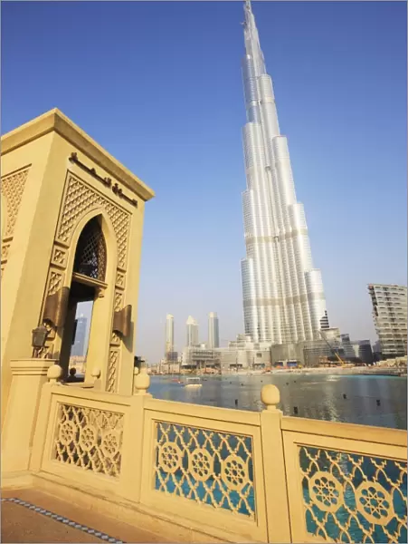 Burj Khalifa, formerly the Burj Dubai (Dubai Tower), the tallest tower in the world at 818m