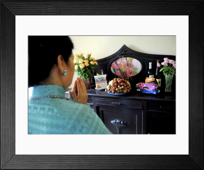 Framed Print : Ancestor worship in a Hanoi home, Hanoi, Vietnam, Indochina, Southeast Asia, Asia Framed Print : Ancestor worship in a Hanoi home, Hanoi, Vietnam, Indochina, Southeast Asia, Asia