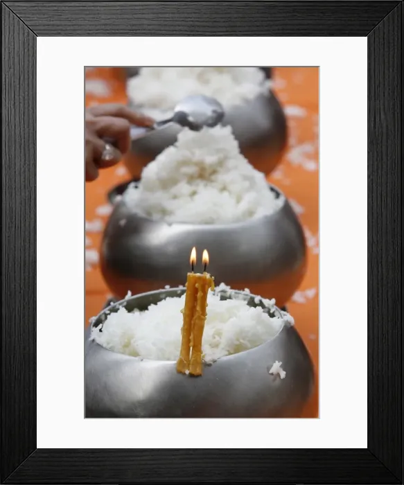 Framed Print : Rice offering at the Vincennes Buddhist Pagoda, Paris, France, Europe Framed Print : Rice offering at the Vincennes Buddhist Pagoda, Paris, France, Europe