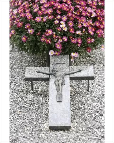 Grave, Chedde, Haute Savoie, France, Europe
