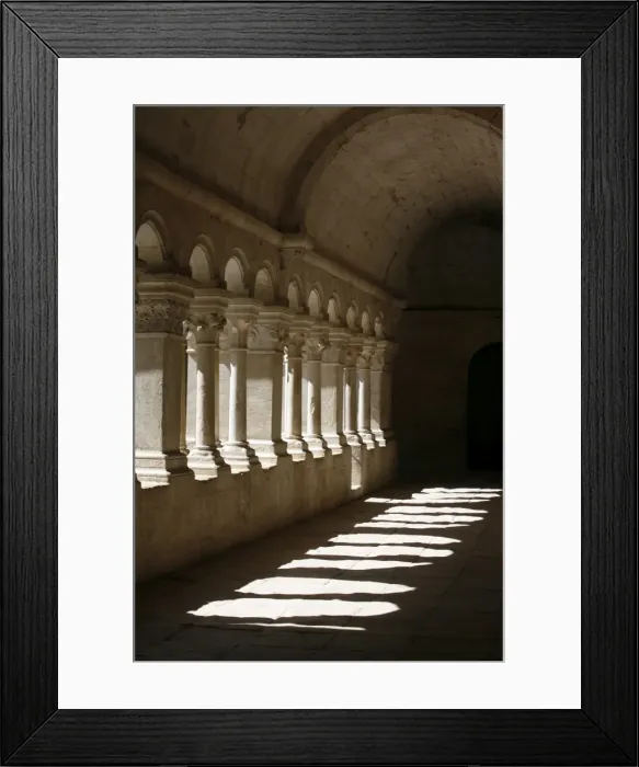 Framed Print : Notre-Dame de Senanque Abbey cloister, Gordes, Vaucluse, France, Europe Framed Print : Notre-Dame de Senanque Abbey cloister, Gordes, Vaucluse, France, Europe