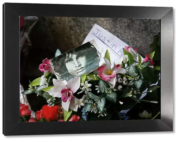 Jim Morrisons grave at Pere Lachaise cemetery, Paris, France, Europe