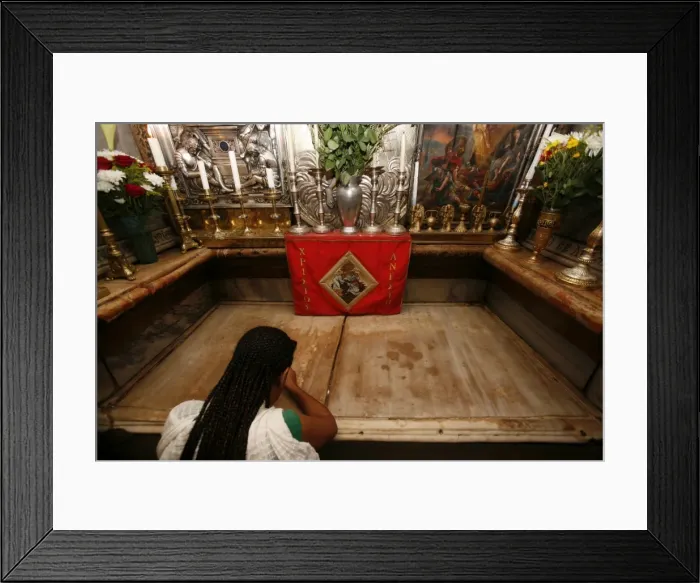 Framed Print : Tomb of Jesus at Church of the Holy Sepulchre, Old City, Jerusalem, Israel, Middle East Framed Print : Tomb of Jesus at Church of the Holy Sepulchre, Old City, Jerusalem, Israel, Middle East