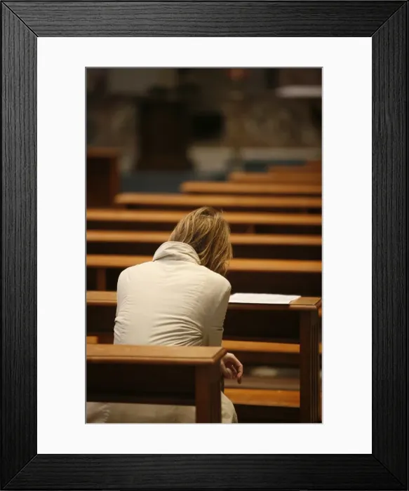 Framed Print : Woman praying in church, Rome, Lazio, Italy, Europe Framed Print : Woman praying in church, Rome, Lazio, Italy, Europe