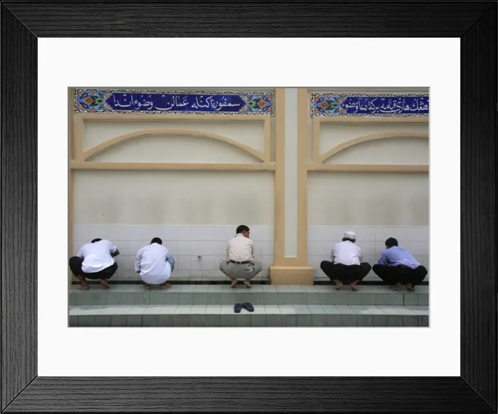 Framed Print : Men washing before prayers, Masjid Kampung Mosque, Kuala Lumpur, Malaysia