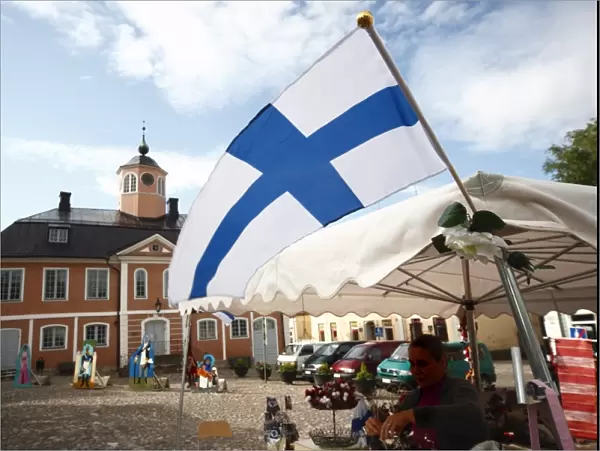 Finnish flag and medieval Town Hall, Old Town Square, Porvoo, Uusimaa, Finland