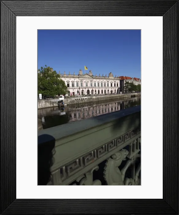 Framed Print : Schlossbruecke (Palace Bridge), and Deutsches Historisches Museum (German Historical Museum)