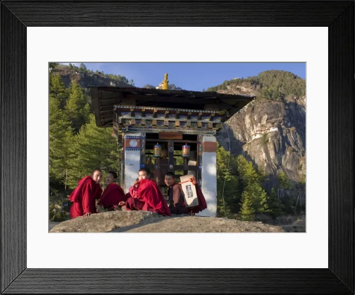 Framed Print : Monks on their way up to the Tiger Nest (Taktshang Goempa) monastery, Bhutan, Asia Framed Print : Monks on their way up to the Tiger Nest (Taktshang Goempa) monastery, Bhutan, Asia