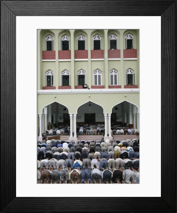 Framed Print : Friday prayers at Kathmandu Mosque, Kathmandu, Nepal, Asia Framed Print : Friday prayers at Kathmandu Mosque, Kathmandu, Nepal, Asia